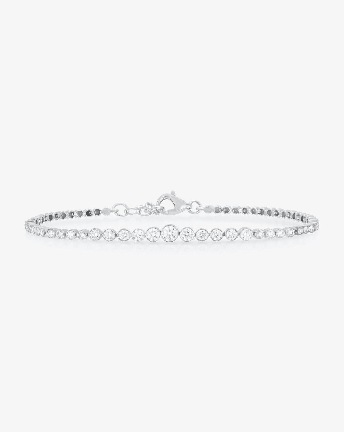 Graduated Bezel Diamond Tennis Bracelet